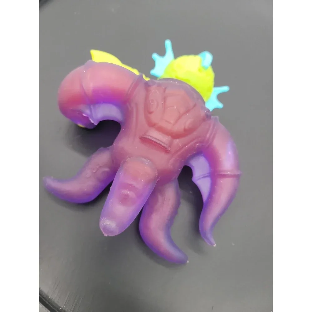 2020 Galaxy Blast Orbitox Heroes Goo Jit Zu Stretchy Action Figure Water Blaster